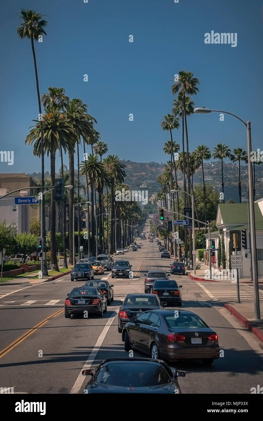 Verkehr in Beverly Hills, Los Angeles Stockfoto