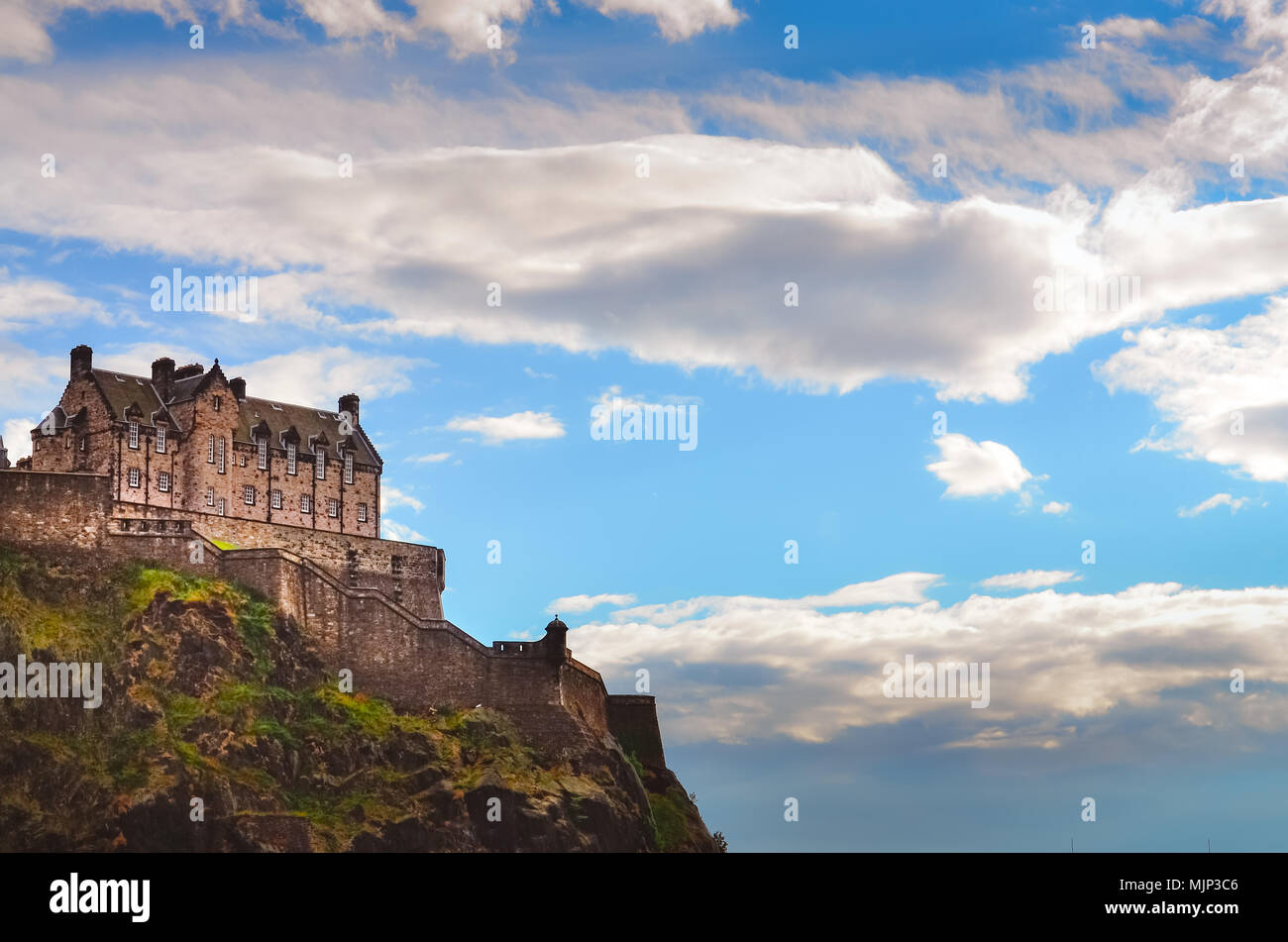 Traditionelle alte Häuser in Edinburgh Castle, Schottland, Vereinigtes Königreich Stockfoto
