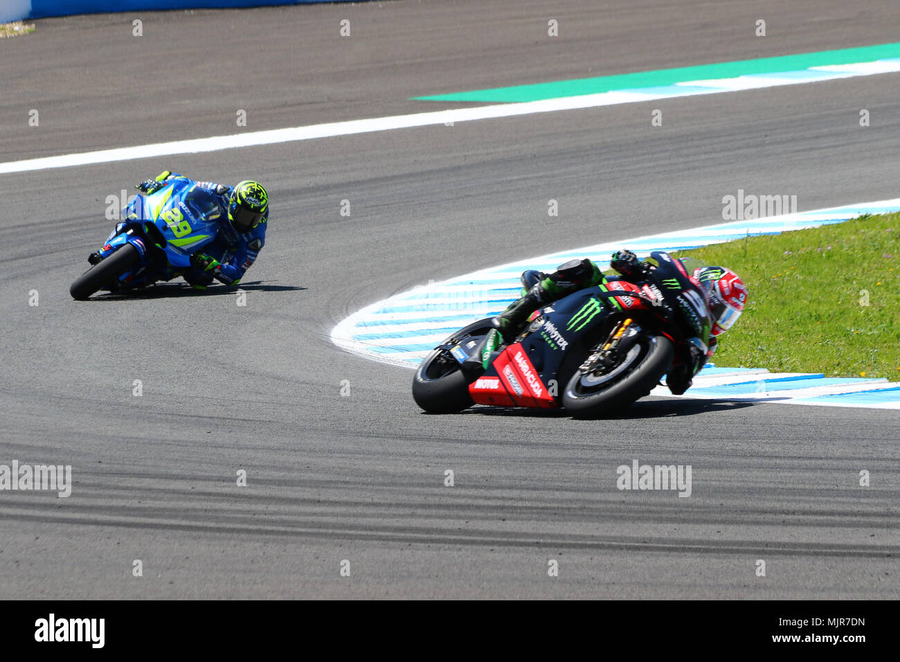 Sonntag, Mai 6, 2018 Einführung der MotoGP-Rennen FRA 5 Johann Zarco, ITA 29 Andrea Iannone, werden der zweite und dritte auf dem Podium, während eines sonnigen und warmen Sonntag Credit: Javier Galvez/Alamy leben Nachrichten Stockfoto