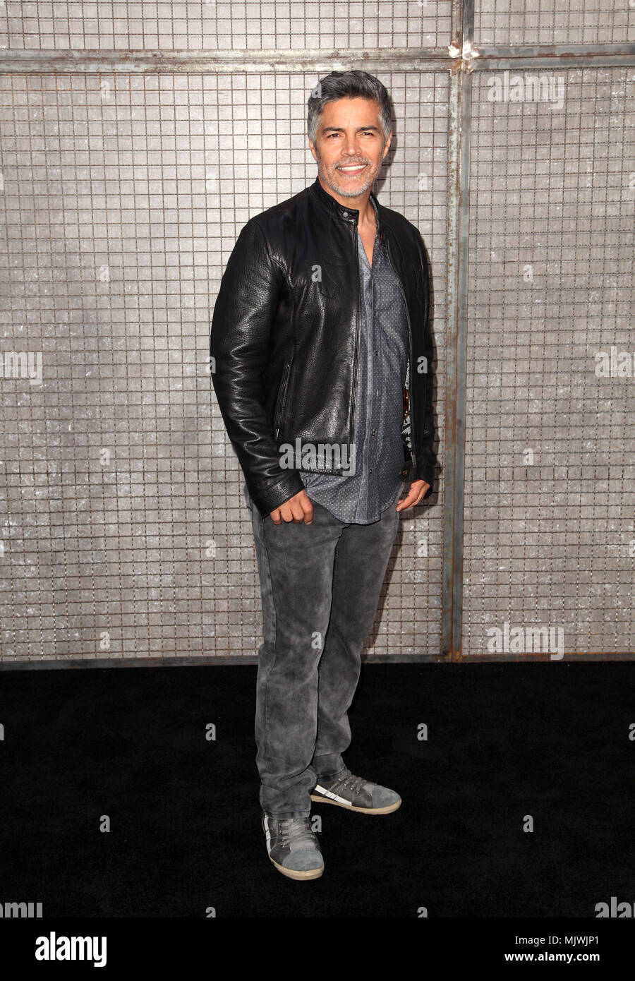 Berühmtheiten besuchen 'Rampage' Film Premiere auf der Microsoft Theater. Mit: Esai Morales Wo: Los Angeles, Kalifornien, Vereinigte Staaten, wenn: 05 Apr 2018 Credit: Brian/WENN.com Stockfoto