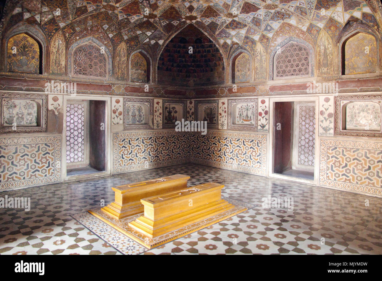 Innenraum der indischen mausomeum in Agra Stockfoto