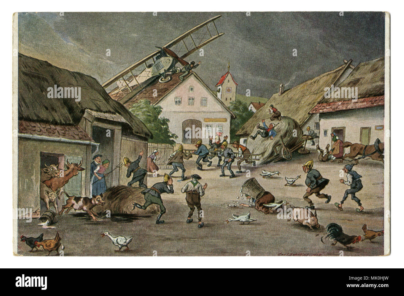 Eine alte humorvolle Deutsche Postkarte: ein Doppeldecker Flugzeug in das Dorf auf dem Dach eines Hauses landete, Panik der Dorfbewohner und Haustiere. Der Beginn der Luftfahrt. Stockfoto