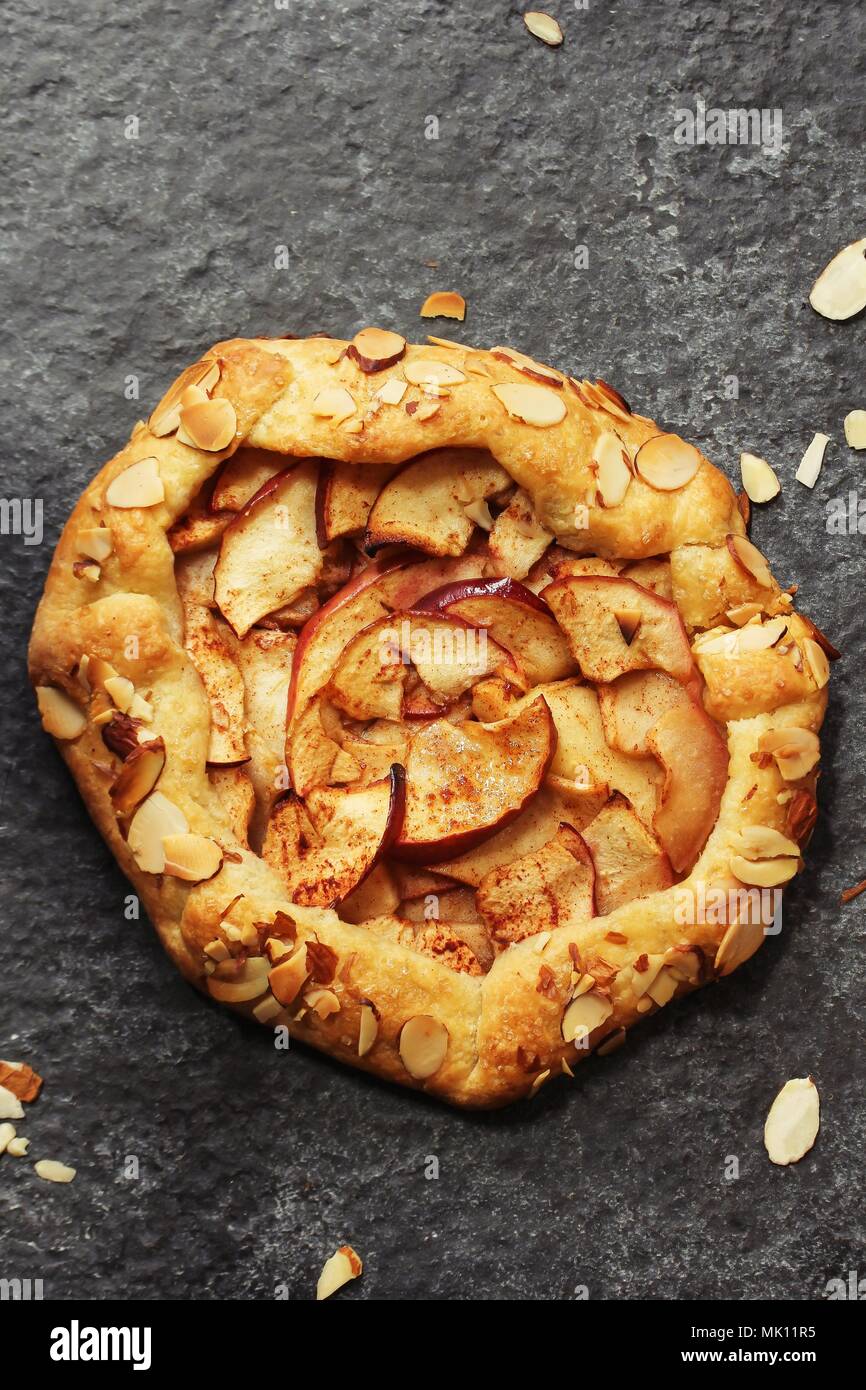 Hausgemachte Apple Galette von Oben nach Unten anzeigen Stockfoto