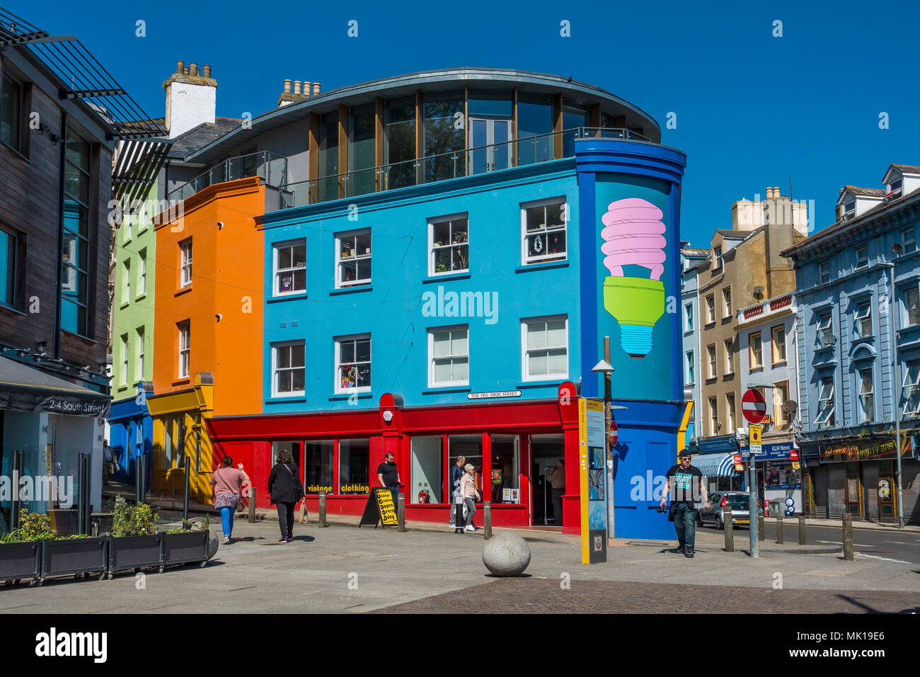 Die alte High Street, Kreative Viertel, Folkestone, Kent, England Die kreative Viertel hat Heimat einer blühenden Sammlung von Studios und cre Künstler geworden Stockfoto