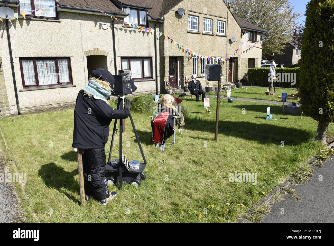 WRAY, Lancashire, UK. 06.05.2018. Scarecros bei der jährlichen Wray Scarecrow Festival in 2018, bei Wray Dorf, Lancashire, Großbritannien Stockfoto