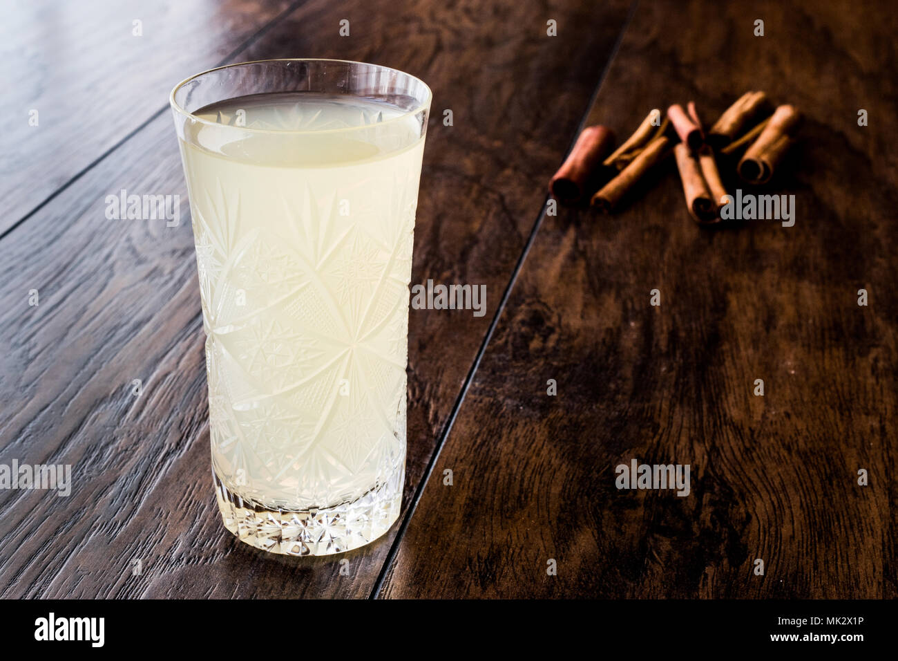 Sirkencubin serbeti/Sorbet mit Essig und Honig. Bio Trinken. Stockfoto