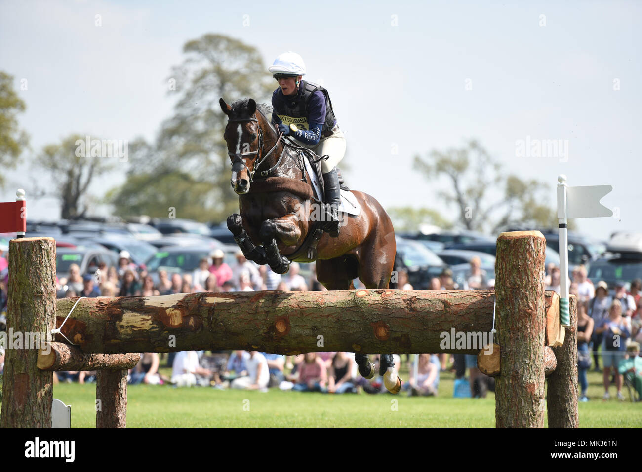 Badminton, Großbritannien. 5. Mai 2018. 05.05.2018 Mitsubishi Motors Badminton Horse Trials 2018. Badminton House. Flora Harris (GBR) auf bayano Credit: Julie Priestley/Alamy leben Nachrichten Stockfoto