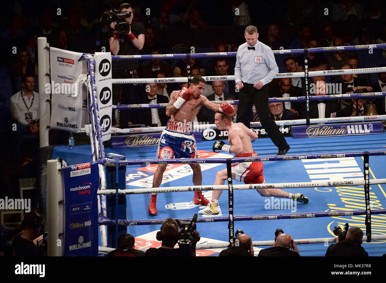 London, Großbritannien. 5 Mai, 2018. Paul Butler vs Emmanuel Rodriguez Boxkampf in der O2 Arena. Credit: Guy Corbishley/Alamy leben Nachrichten Stockfoto