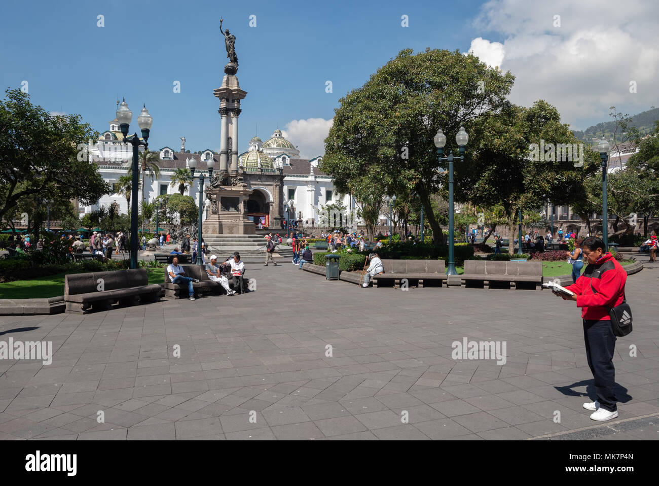 Straßenprediger in Platz der Unabhängigkeit in der historischen Altstadt von Quito, Ecuador. Stockfoto