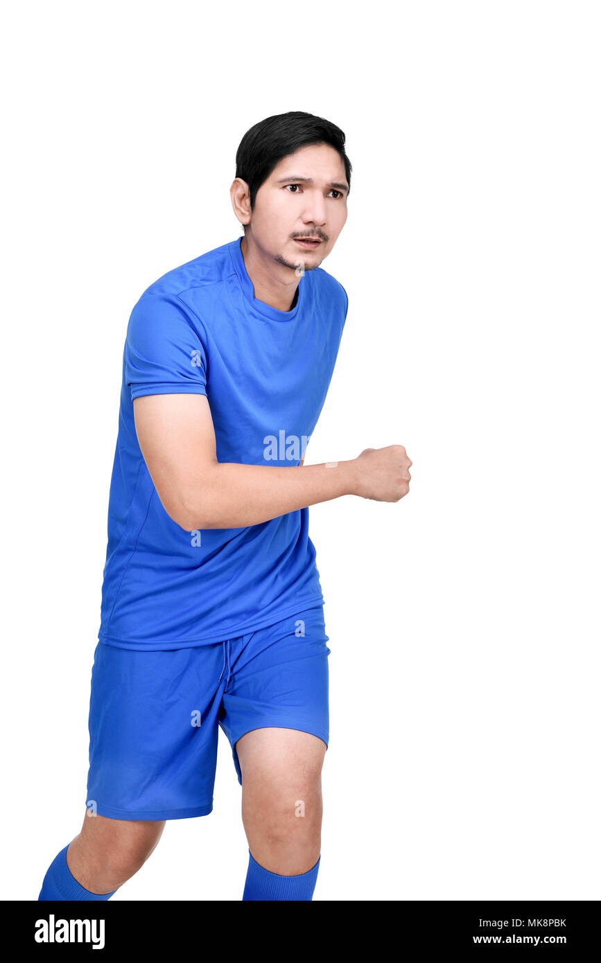 Bild des asiatischen footballer Mann bereit für Action auf weißem Hintergrund Stockfoto