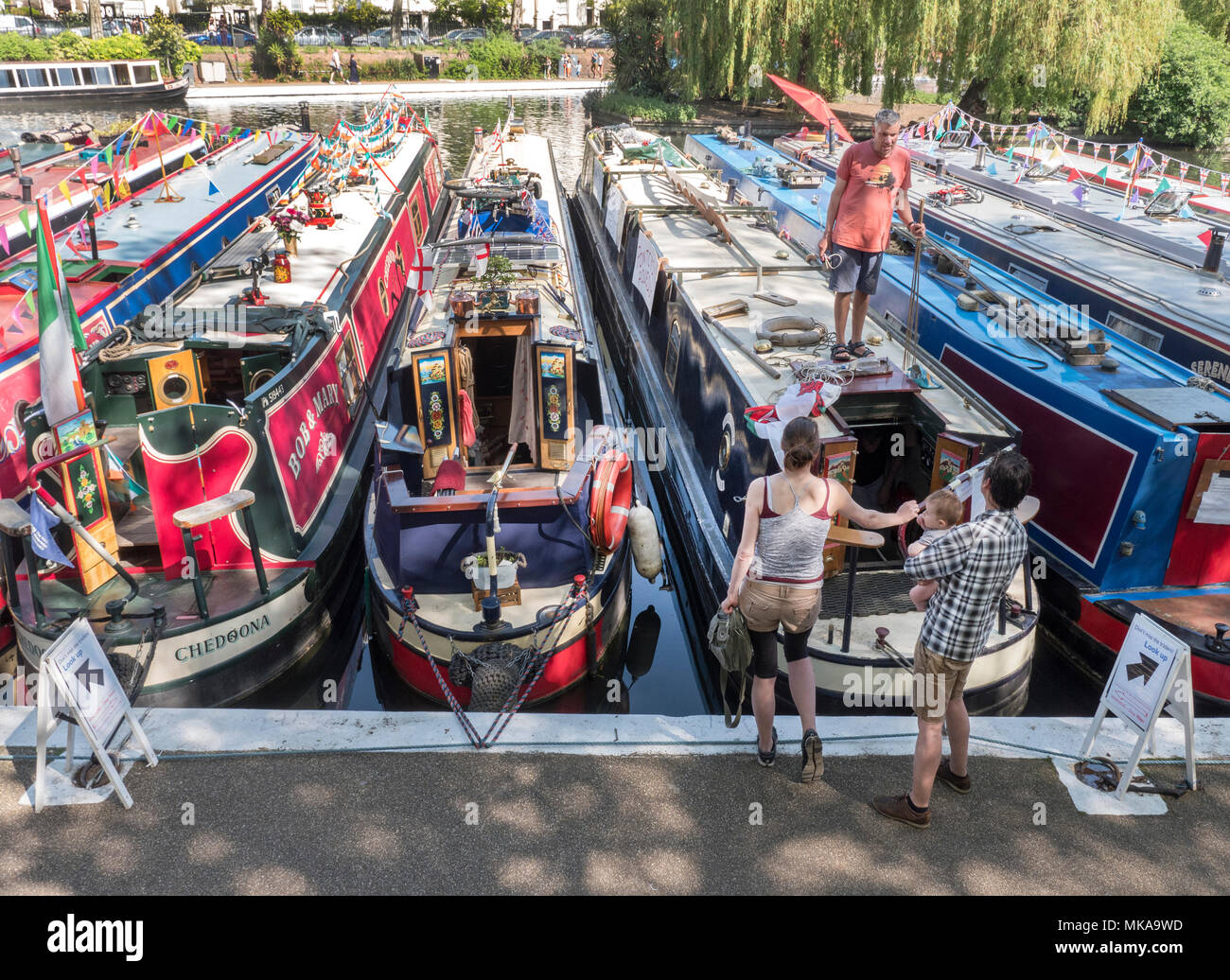 London, Großbritannien. 7. Mai 2018. Binnenwasserstraßen Verein 'Canal Kavalkade auf Klein Venedig London UK 07/05/2018 Credit: Martyn Goddard/Alamy leben Nachrichten Stockfoto