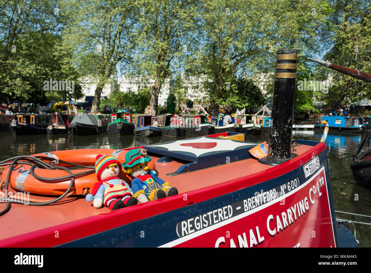 London, England, UK. 7. Mai, 2018. Rosie und Jim rag dolls als Teil der Bank Holiday Wochenende IWA Canalway Kavalkade Wasserstraßen Festival in London's Little Venice. © Benjamin John/Alamy Leben Nachrichten. Stockfoto