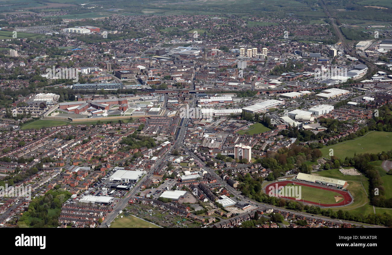 Luftaufnahme der Wakefield Stadtzentrum skyline Stockfoto