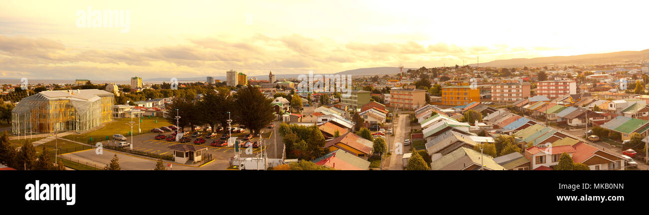 Panoramablick von Punta Arenas, Magallanes Region, Patagonien, Chile Stockfoto