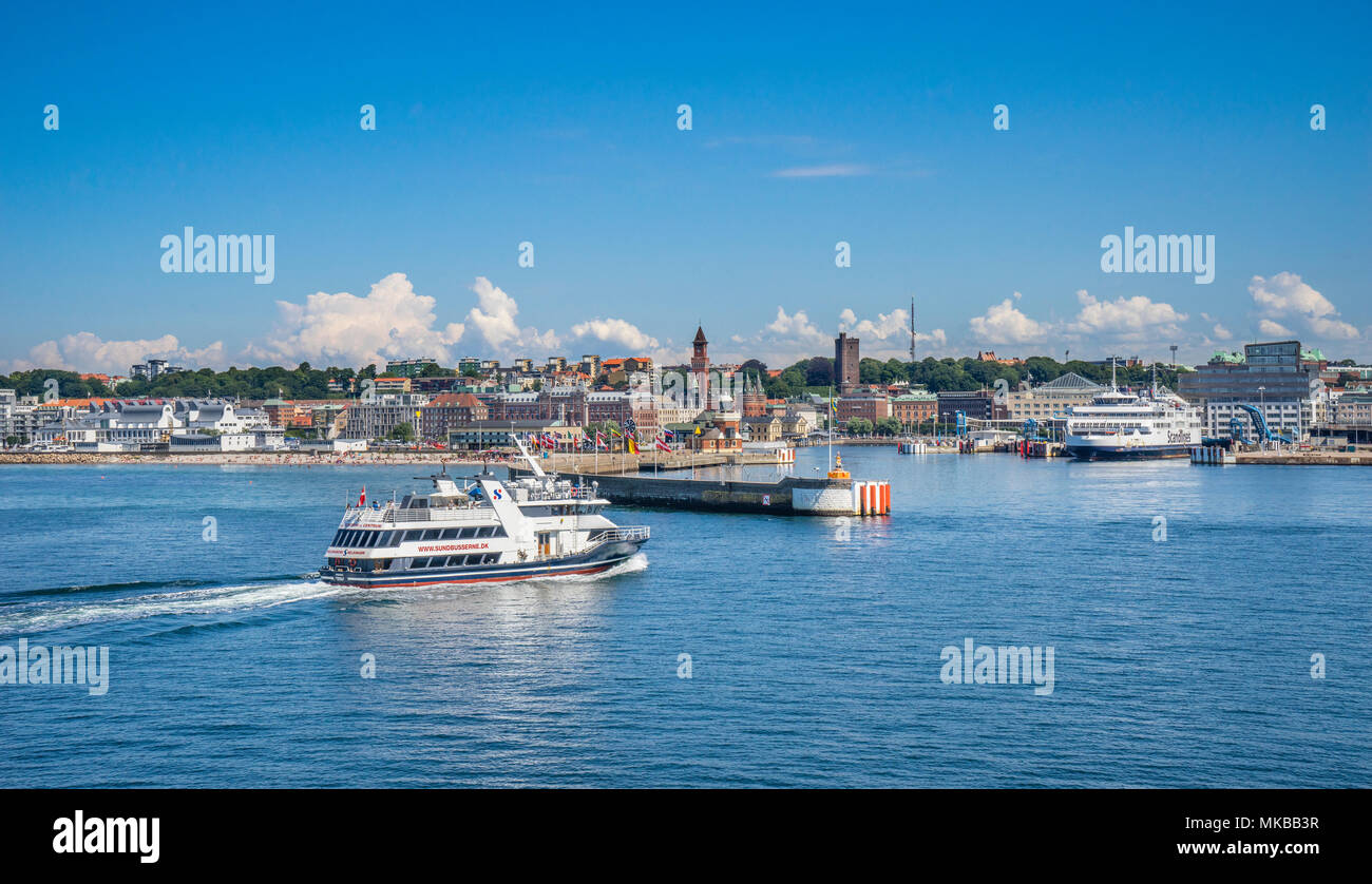 Sundbusserne Øre Sound Fähre 'MS Promille "in Annäherung an die Ostsee Küste Stadt Helsingborg, Scania, Schweden Stockfoto