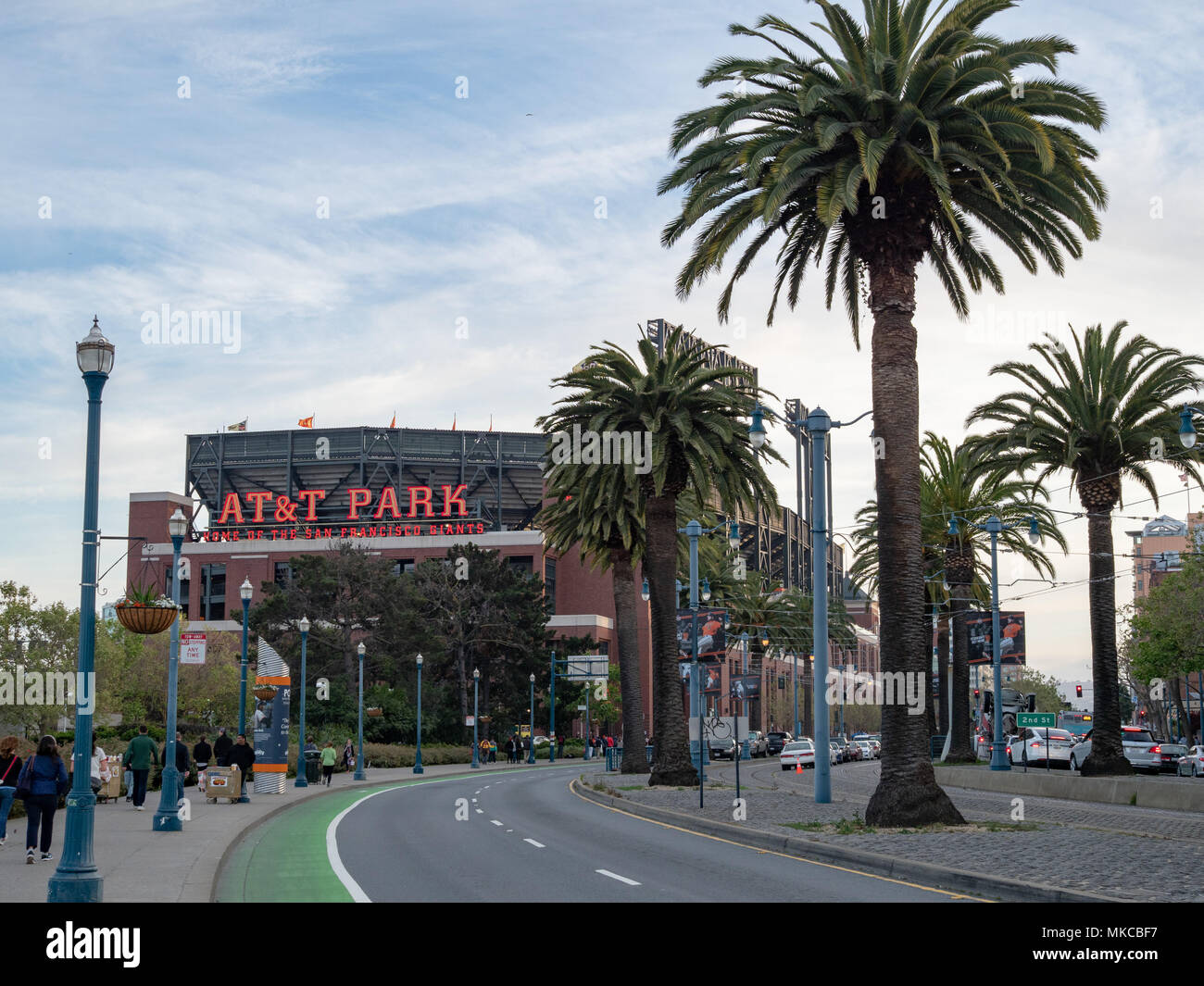 SAN FRANCISCO, Ca - 24. APRIL 2018: AT&T Park logo und Stadion vor der San Francisco Giants Spiel Stockfoto