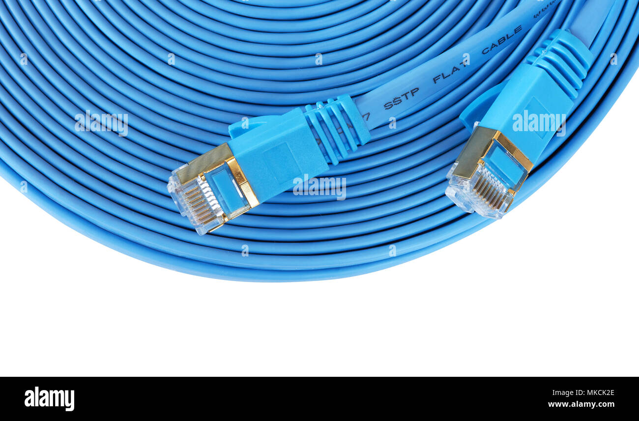 Blue Computer Netzwerk Ethernet Kabel auf weißem Hintergrund Stockfoto