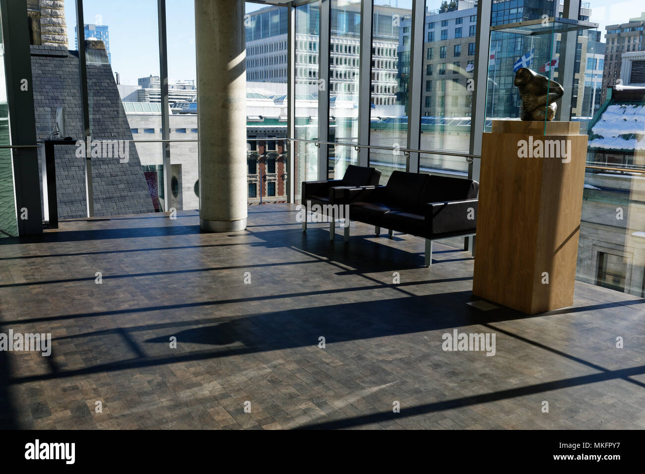 Moderne Architektur in den Claire und Marc Bourgie Pavillon der Montreal Fine Arts Museum Stockfoto