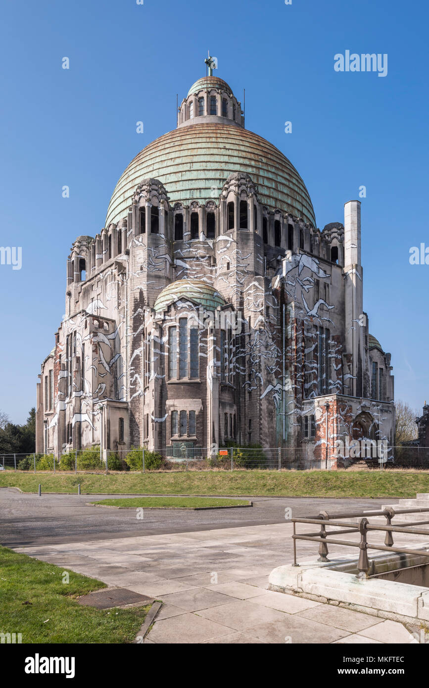 Weltkrieg Memorial, Denkmal Interallié, Kirche, église Sacré-coeur et Notre-Dame-de-Lourdes, Lüttich, Wallonien, Belgien Stockfoto