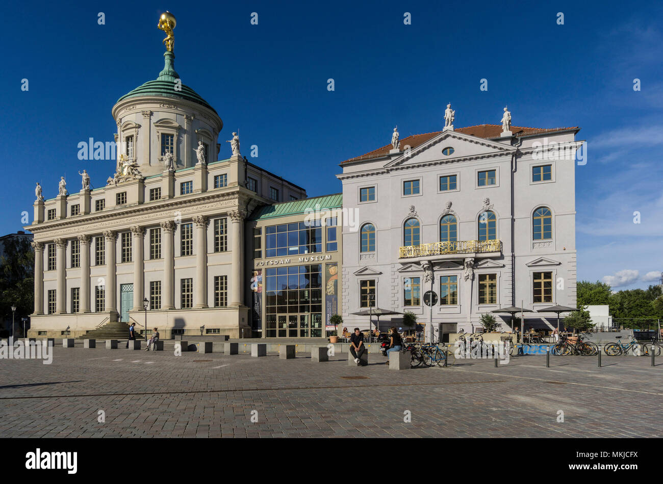 Stadtmuseum Alte Rathaus am Alten Markt, Potsdam, Stadtmuseum Altes Rathaus mit dem Alten Markt Stockfoto