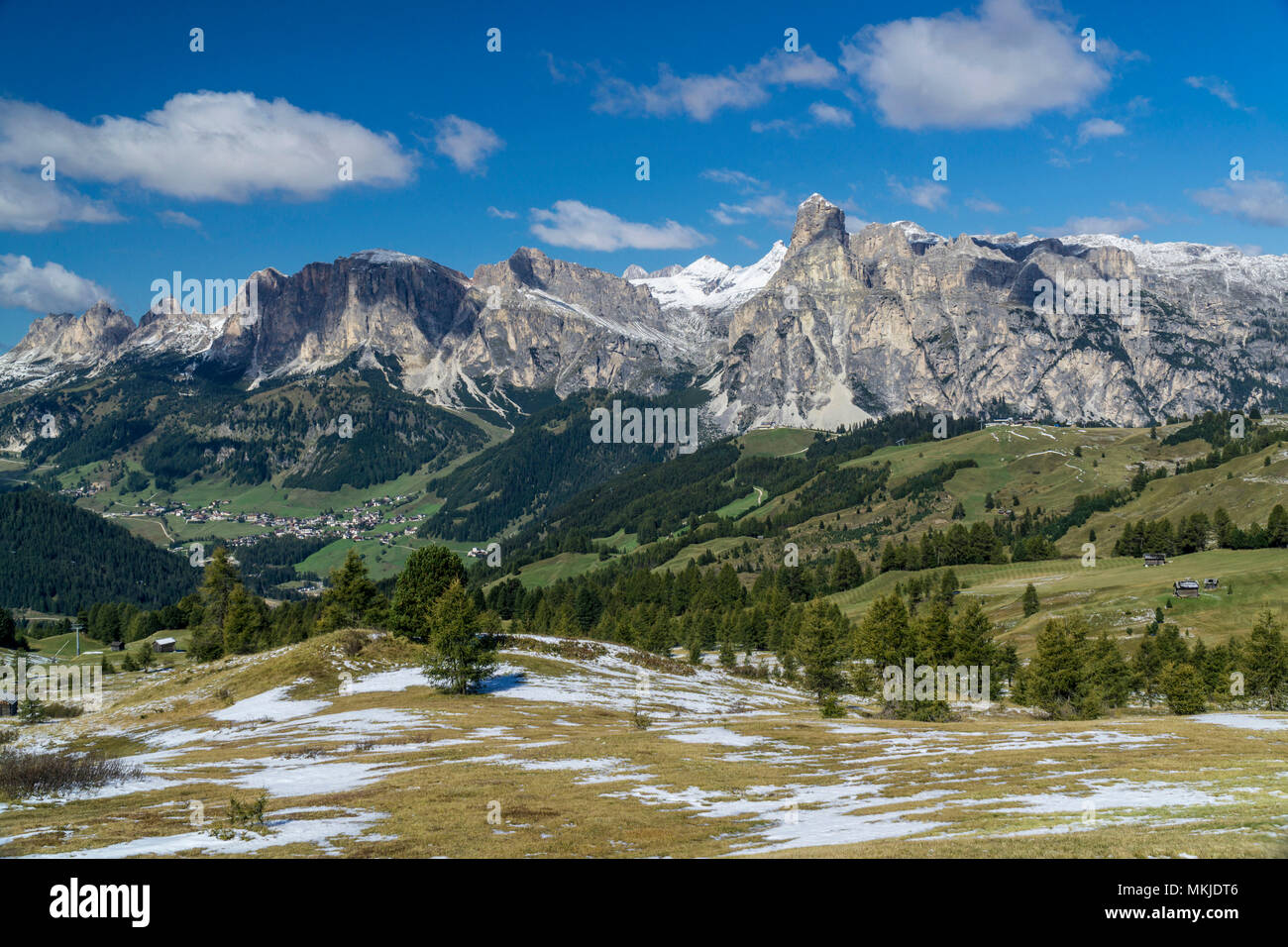 In den Naturpark Puez Geisler Puez Gruppe aus der hohen Oberfläche pralongia, Dolomiten, Puezgruppe im Naturpark Puez Geisler von der Hochfläche Pralong Stockfoto
