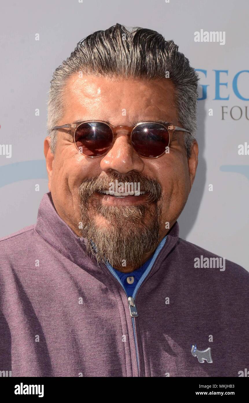 Burbank, CA. 7. Mai, 2018. George Lopez auf der 11. jährlichen George Lopez Stiftung Berühmtheitgolfturnier, Lakeside Golf Club in Burbank, Kalifornien am 7. Mai 2018. Quelle: David Edwards/Medien Punch/Alamy leben Nachrichten Stockfoto