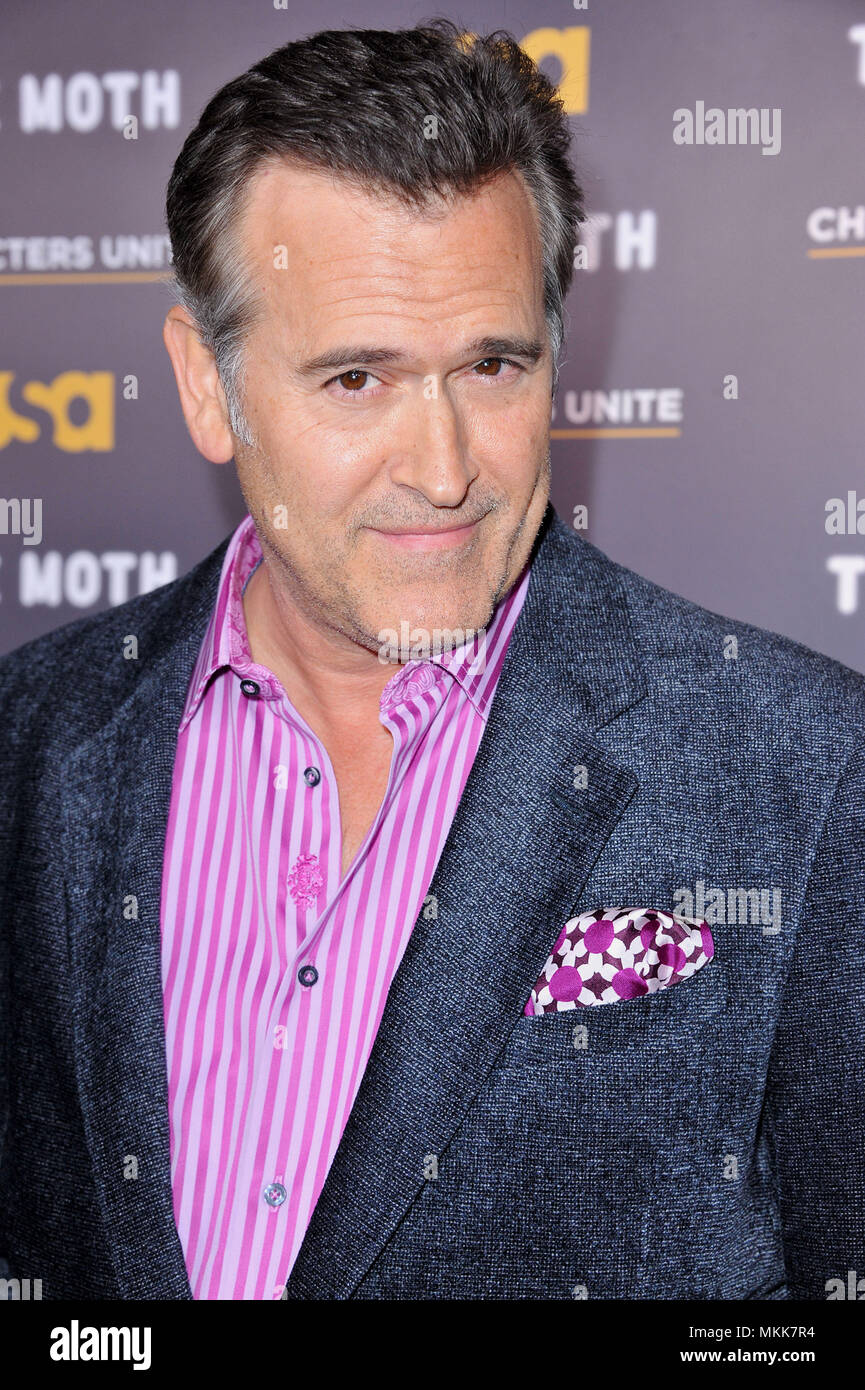 Bruce Campbell zu einem perfekten Union-Stories von Vorurteilen und macht Premiere im Pacific Design Center in Los Angeles. Bruce Campbell 45 Red Carpet Event, Vertikal, USA, Filmindustrie, Prominente, Fotografie, Bestof, Kunst, Kultur und Unterhaltung, Topix Prominente Fashion/Vertikal, Besten, Event in Hollywood Leben - Kalifornien, Roter Teppich und backstage, USA, Film, Stars, Film Stars, TV Stars, Musik, Promis, Fotografie, Bestof, Kunst, Kultur und Unterhaltung, Topix, headshot, vertikal, eine Person aus dem Jahr 2012, Anfrage tsuni @ Gamma-USA Stockfoto