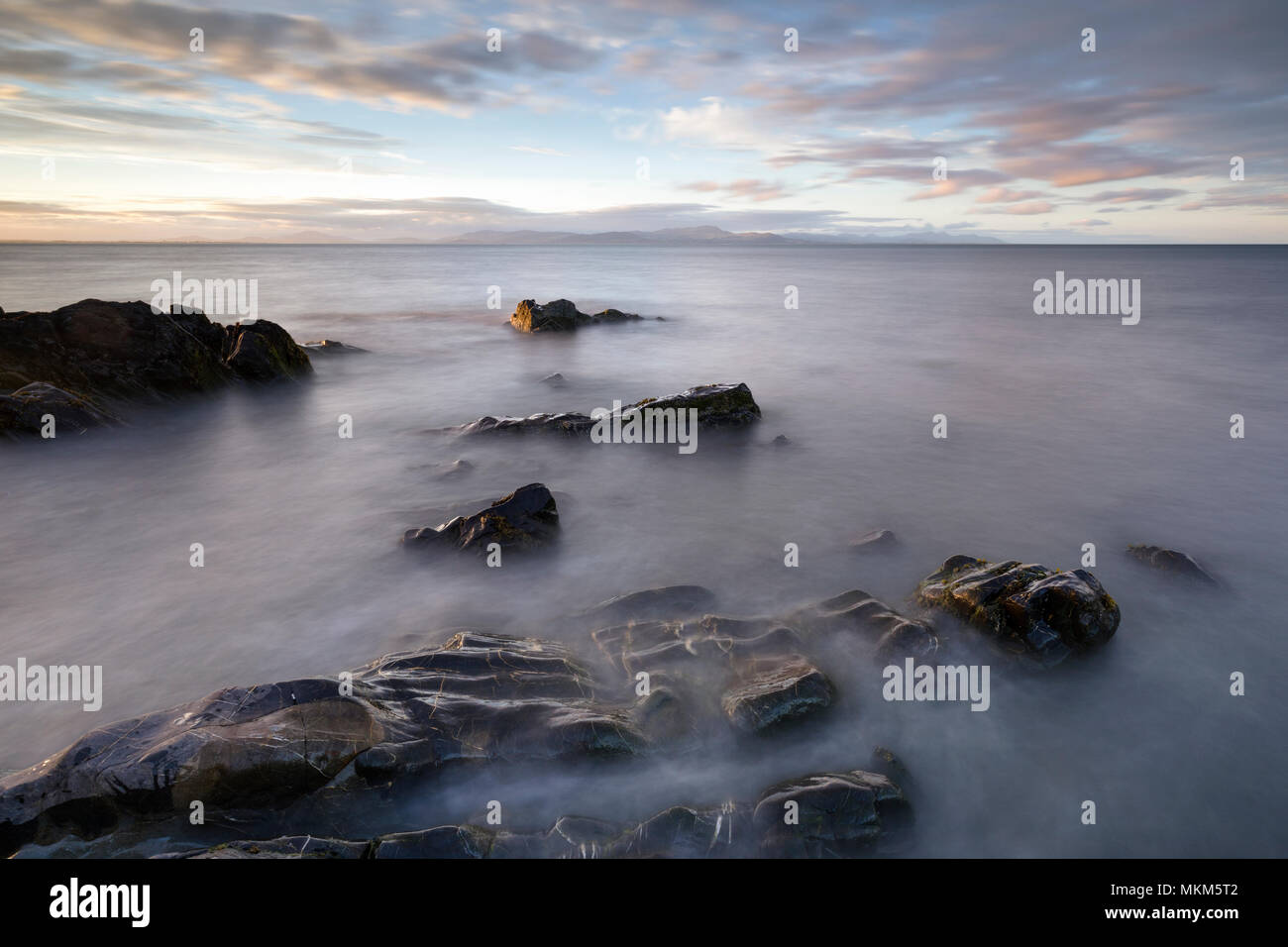 Abendlicht über Dundalk Bay an der Ostküste Irlands; Stockfoto
