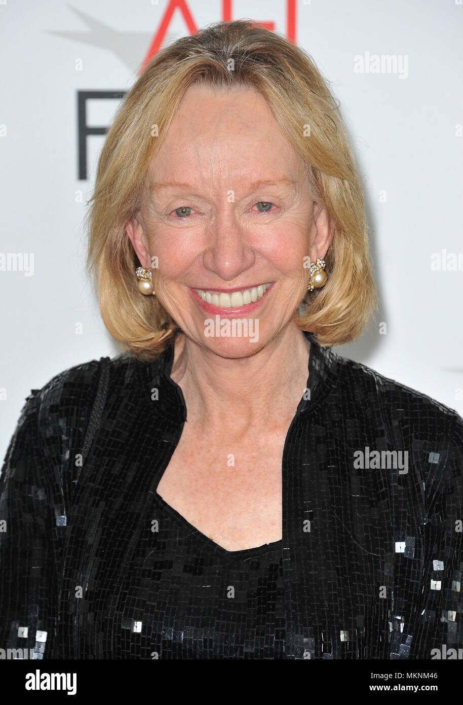 Doris Kearns Goodwin am Lincoln Premiere AFI schließen Festival Nacht im Chinese Theatre in Los Angeles. Doris Kearns Goodwin Red Carpet Event, Vertikal, USA, Filmindustrie, Prominente, Fotografie, Bestof, Kunst, Kultur und Unterhaltung, Topix Prominente Fashion/Vertikal, Besten, Event in Hollywood Leben - Kalifornien, Roter Teppich und backstage, USA, Film, Stars, Film Stars, TV Stars, Musik, Promis, Fotografie, Bestof, Kunst, Kultur und Unterhaltung, Topix, headshot, vertikal, eine Person aus dem Jahr 2012, Anfrage tsuni@Gamma-USA.com Stockfoto