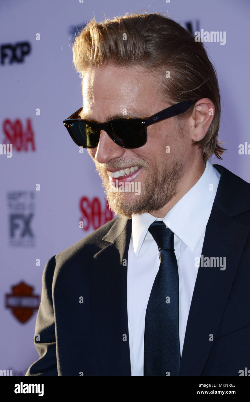 Charlie Hunman bei der Premiere von Der ons der Anarchie" Staffel 7 im TCL Chinese Theatre in Los Angeles. Charlie Hunman 005 Red Carpet Event, Vertikal, USA, Filmindustrie, Prominente, Fotografie, Bestof, Kunst, Kultur und Unterhaltung, Topix Prominente Fashion/Vertikal, Besten, Event in Hollywood Leben - Kalifornien, Roter Teppich und backstage, USA, Film, Stars, Film Stars, TV Stars, Musik, Promis, Fotografie, Bestof, Kunst, Kultur und Unterhaltung, Topix, headshot, vertikal, eine Person aus dem Jahr 2014, Anfrage tsuni@Gamma-USA.com Stockfoto