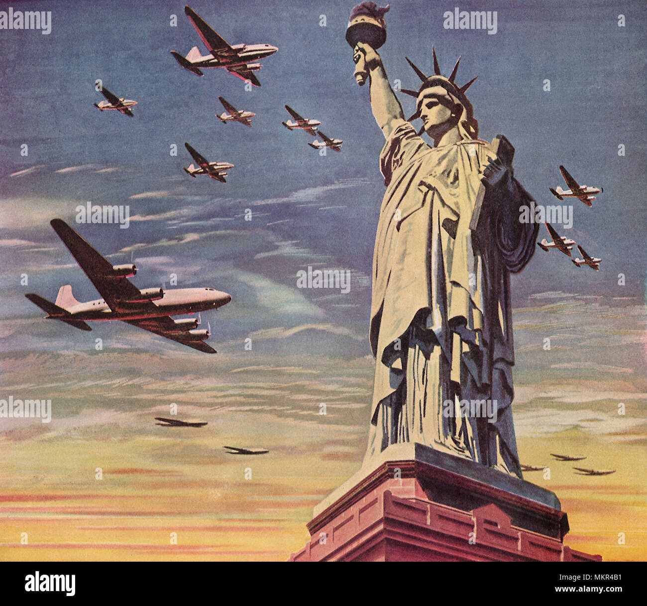 Flugzeuge fliegen durch die Freiheitsstatue Stockfoto