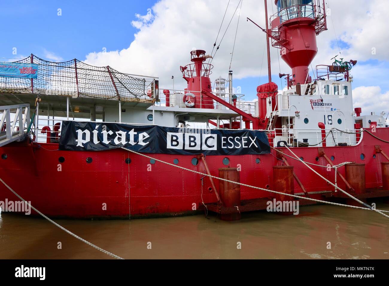 LV 18 Das Boot schaukelte. Radio Caroline Pirate radio Schiff im Dock,  Ha'penny Pier, Harwich, Essex. Mai 2018 Stockfotografie - Alamy