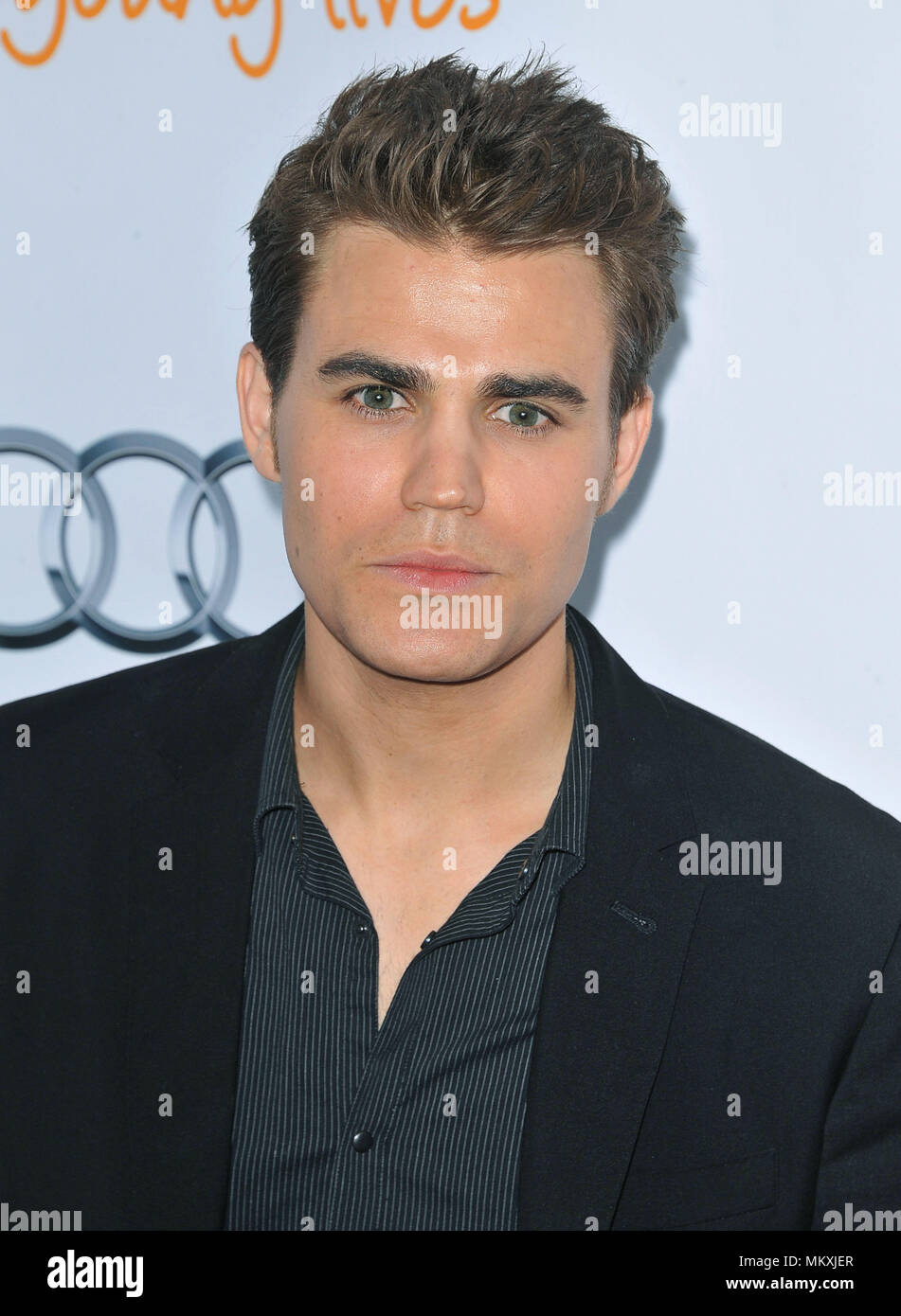 Paul Wesley an Trevor Live im Hollywood Palladium in Los Angeles. Paul Wesley 173 Red Carpet Event, Vertikal, USA, Filmindustrie, Prominente, Fotografie, Bestof, Kunst, Kultur und Unterhaltung, Topix Prominente Fashion/Vertikal, Besten, Event in Hollywood Leben - Kalifornien, Roter Teppich und backstage, USA, Film, Stars, Film Stars, TV Stars, Musik, Promis, Fotografie, Bestof, Kunst, Kultur und Unterhaltung, Topix, headshot, vertikal, eine Person aus dem Jahr 2012, Anfrage tsuni@Gamma-USA.com Stockfoto