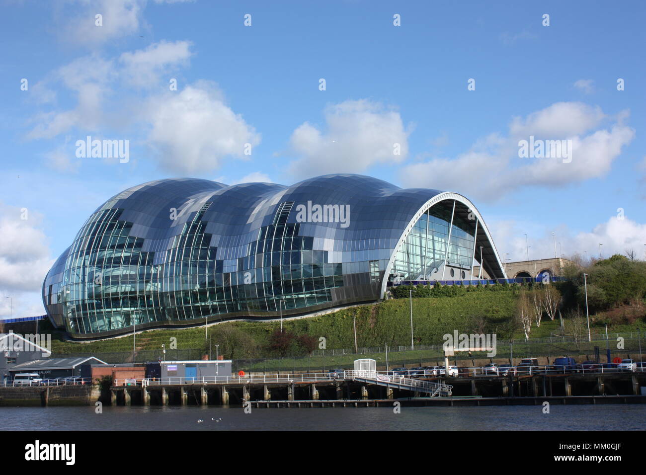 Die Sage von den Fluss Tyne in Gateshead am späten Nachmittag Stockfoto