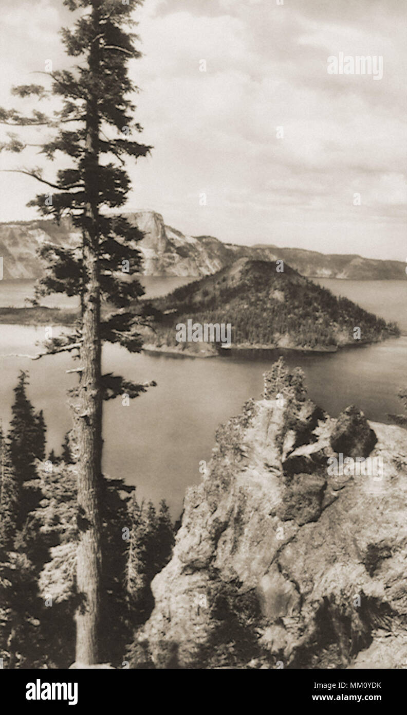 Crater Lake National Park von der Rim Drive. 1910 Stockfoto