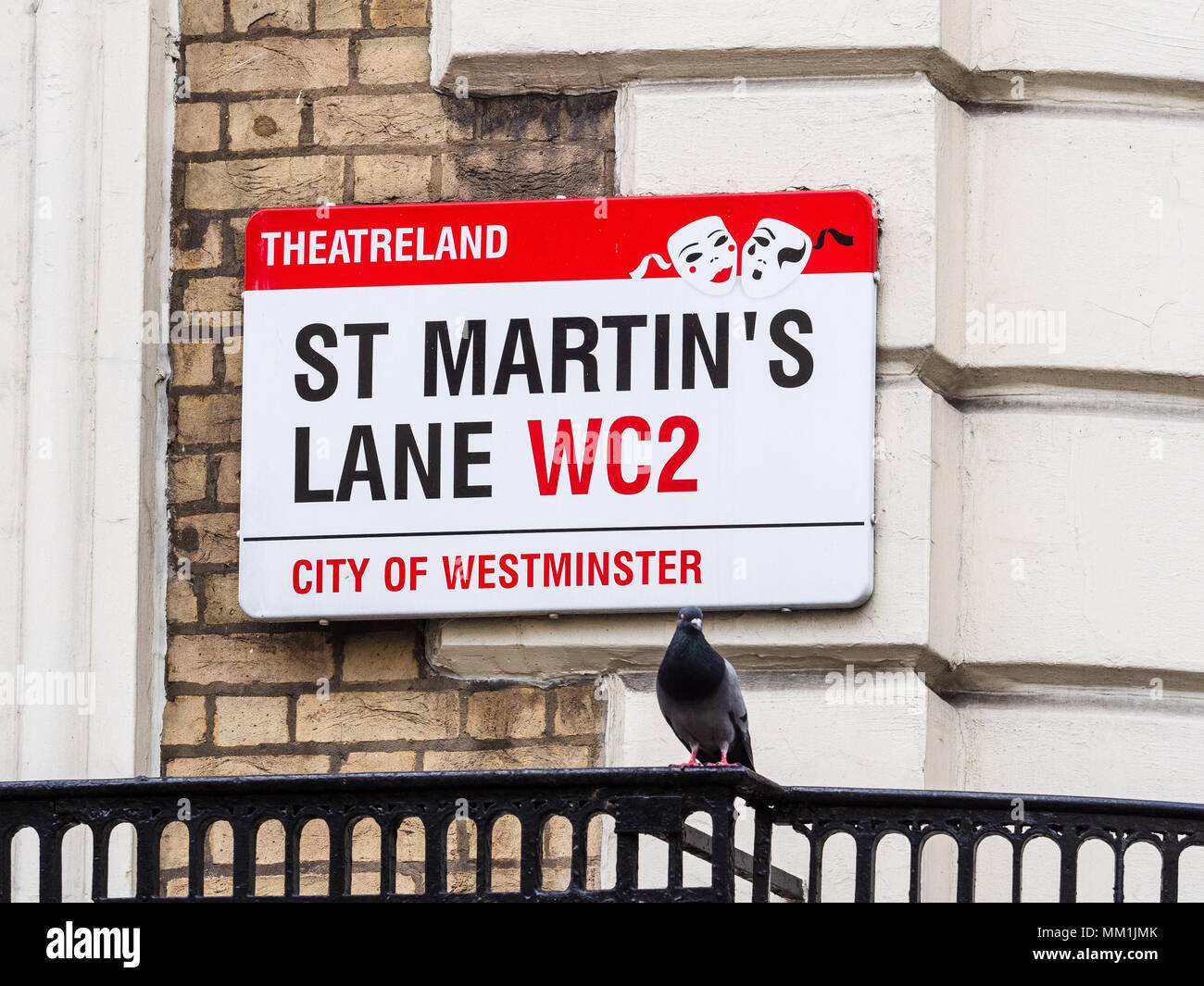 Die London Street signs - St Martins Lane im Londoner Bezirk Stockfoto