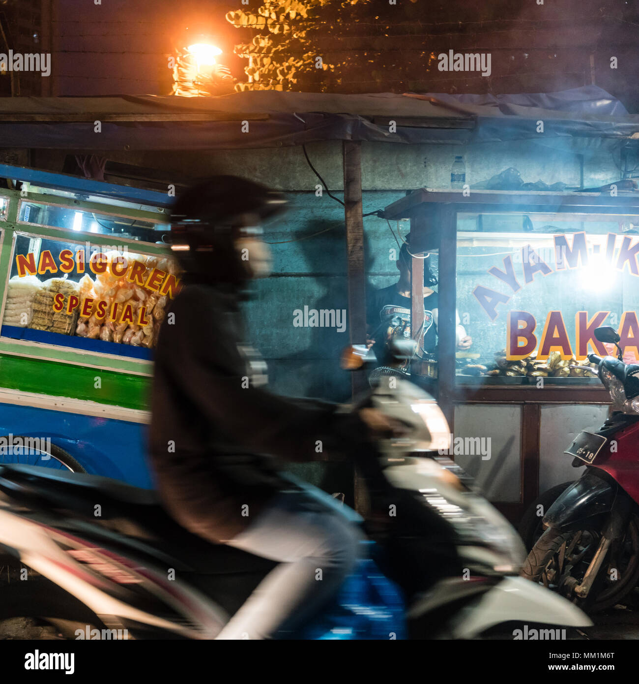 Jakarta frauen suchen männer