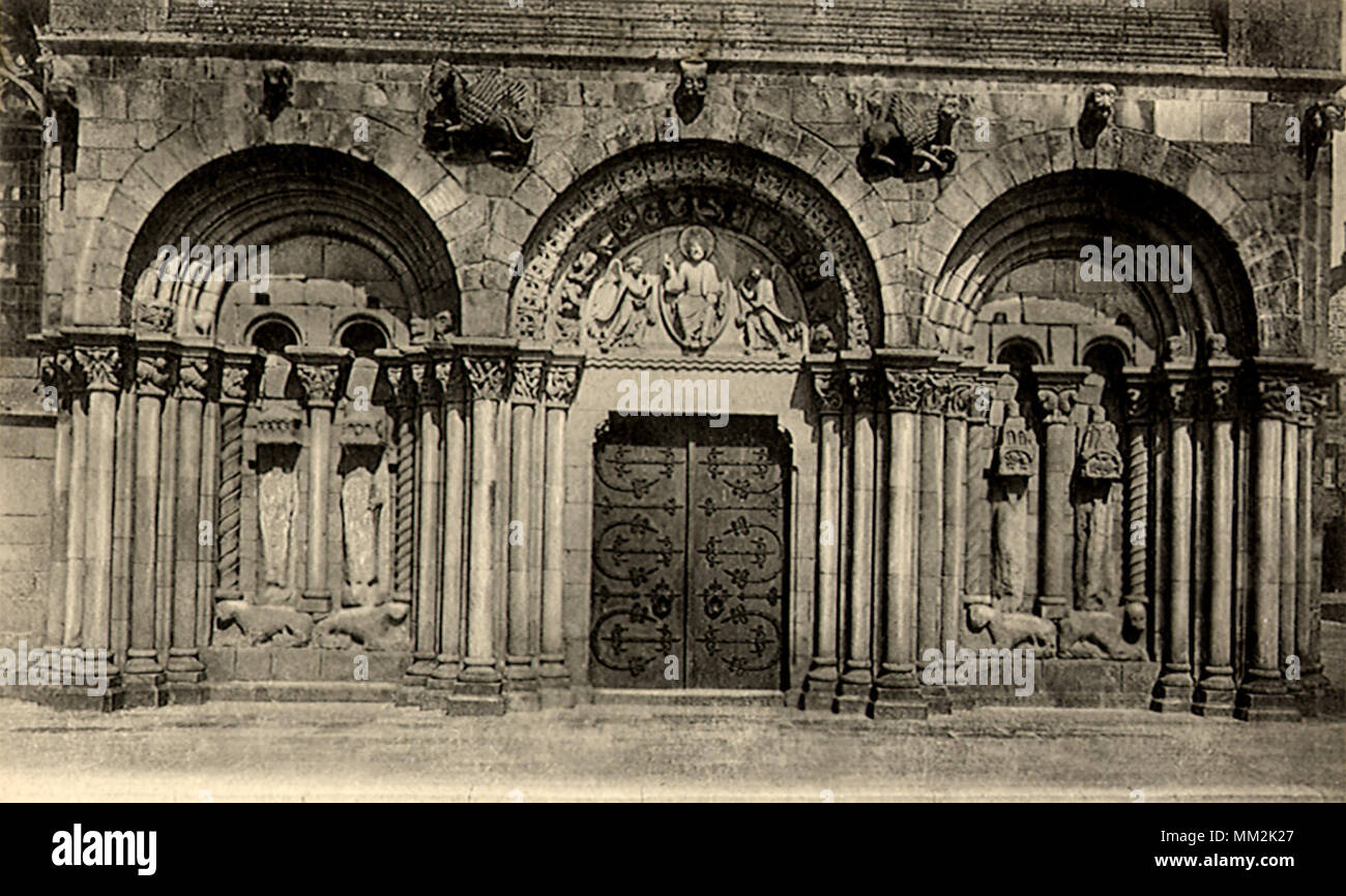 Saint Sauveur Kirche Tür. Dinan. 1910 Stockfoto