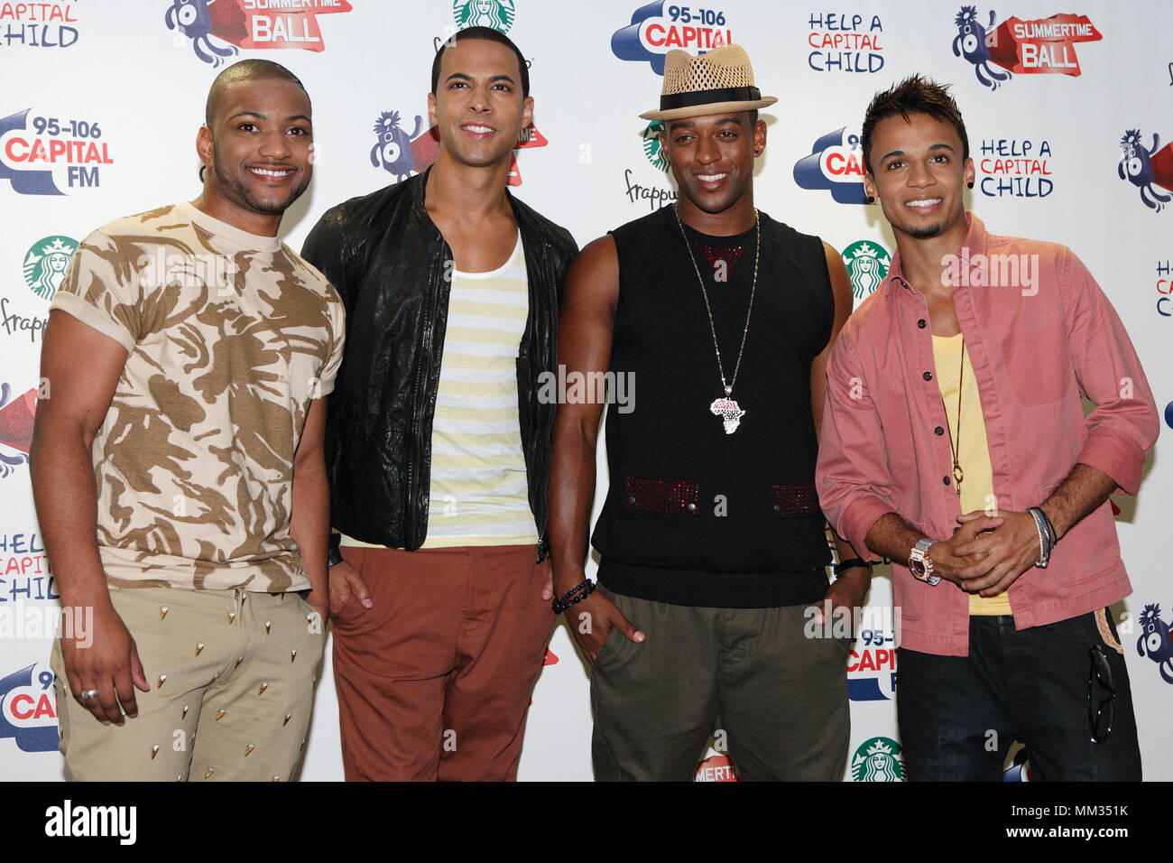 UK-JLS auf Capital FM 95-106 SOMMER KUGEL, Wembley Stadion. 12. Juni 2011 Stockfoto