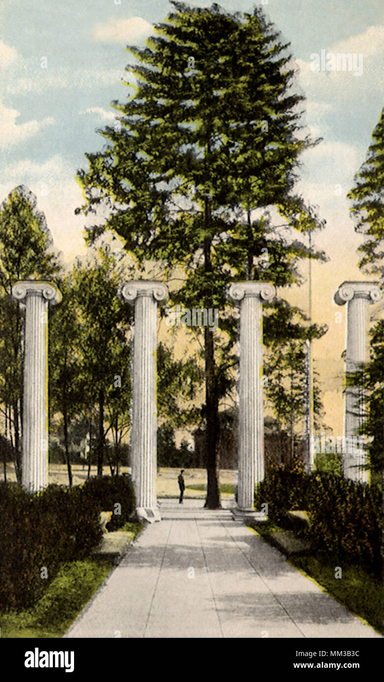 Portale. Universität von Washington. Seattle. 1921 Stockfoto