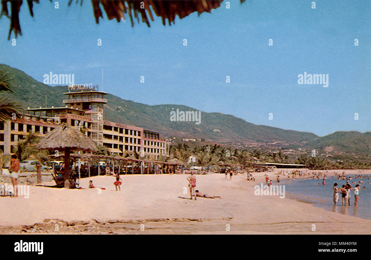 Am Nachmittag am Strand. Acapulco. 1960 Stockfoto