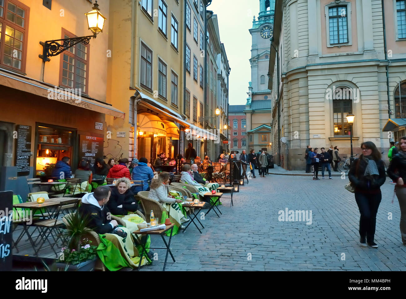 Am späten Nachmittag am Stortorget in Gamla Stan, der Altstadt von Stockholm. Schweden Stockfoto