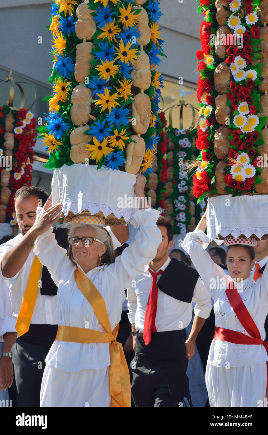 Die Festa dos Tabuleiros (Festival der Fächer) in Tomar. Dieses Festival ist der wichtigste feierte in der Stadt, Tomar, Portugal Stockfoto