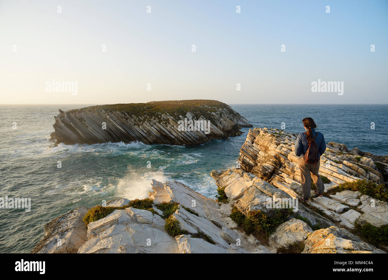 Die felsige Insel Baleal an der Atlantikküste. Peniche, Portugal Stockfoto