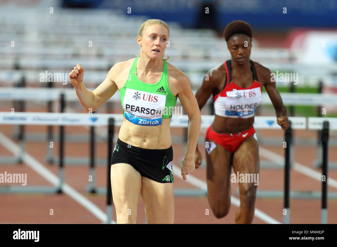 Zürich, Schweiz. 08. September 2011. Die australische Sally Person konkurrieren in der abschließenden 100 m Hürden der Frauen während der Iaff Diamond League Konferenz Stockfoto