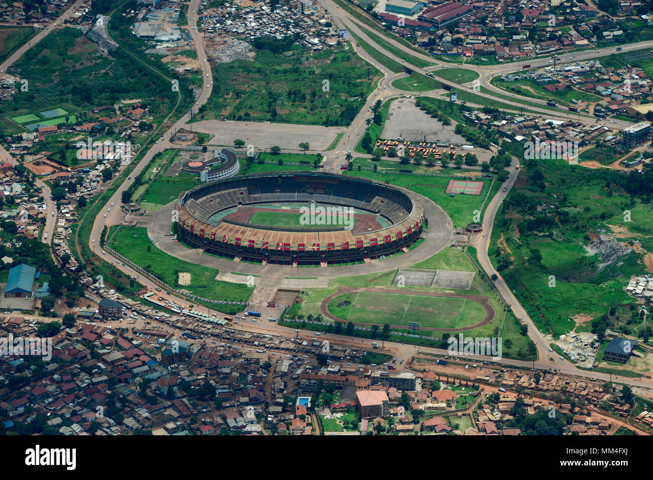 UGANDA, Kampala, Mandela National Stadium oder Namboole Stadion in Bweyogerere, für Fußball-Events mit über 45.000 Besuchern, finanziert und von China für 36 Mio. EUR gebaut US- $ Stockfoto