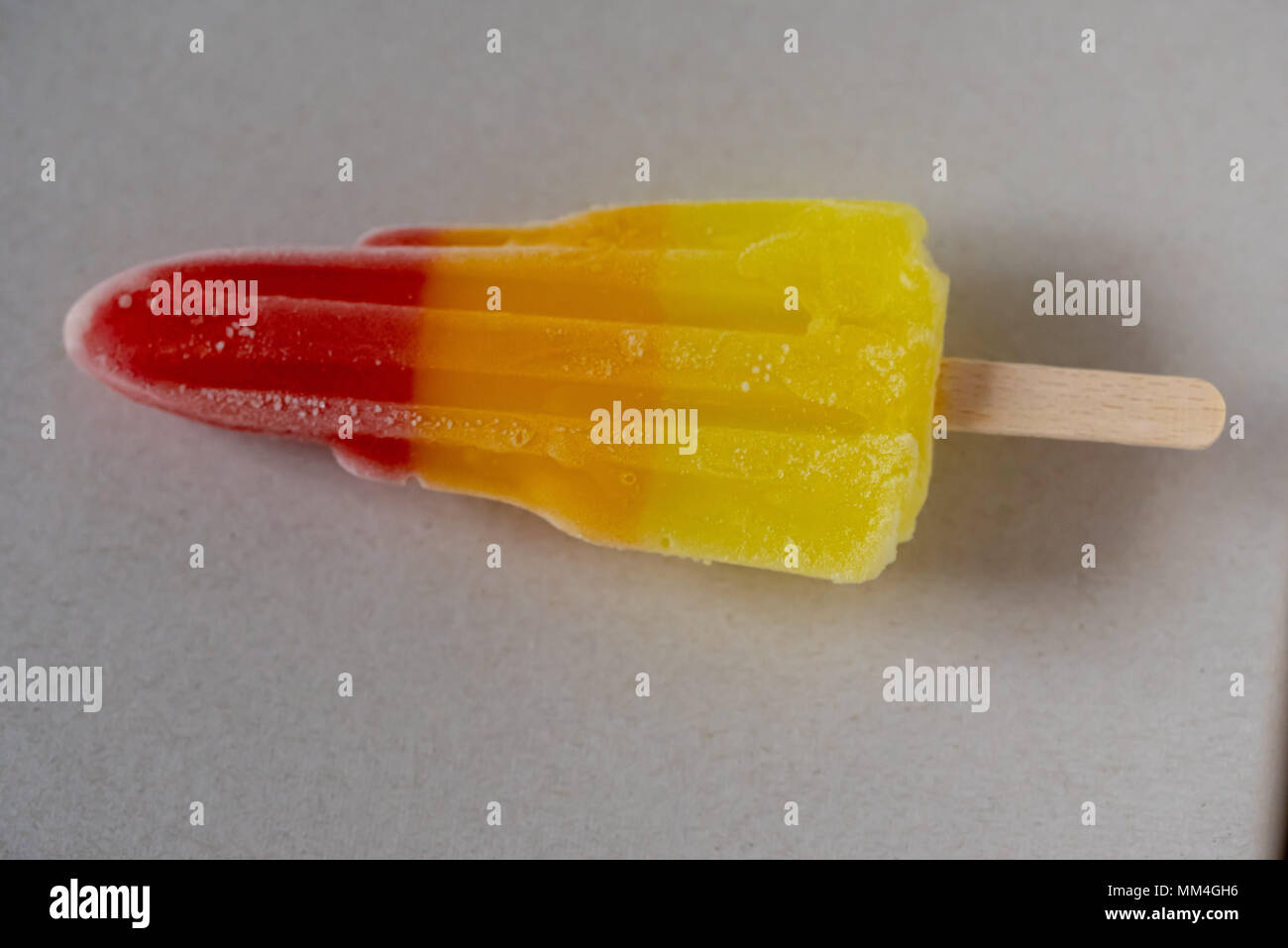 Rocket geformte Eis am Stiel Stockfoto