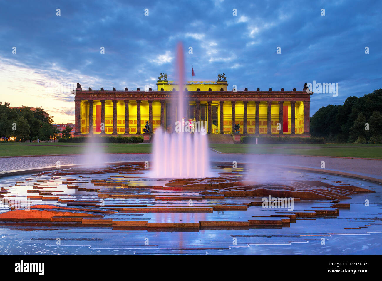 Altes museum und lustgarten Fotos und Bildmaterial in hoher Auflösung