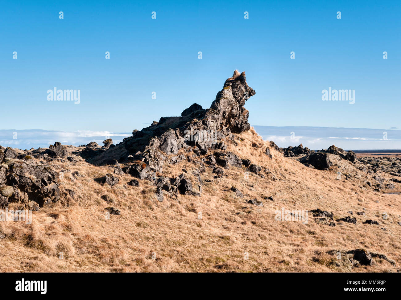 South Island - eine Lava Felsformation wie ein Wolf Kopf geformt, Von der Ringstraße gesehen Stockfoto