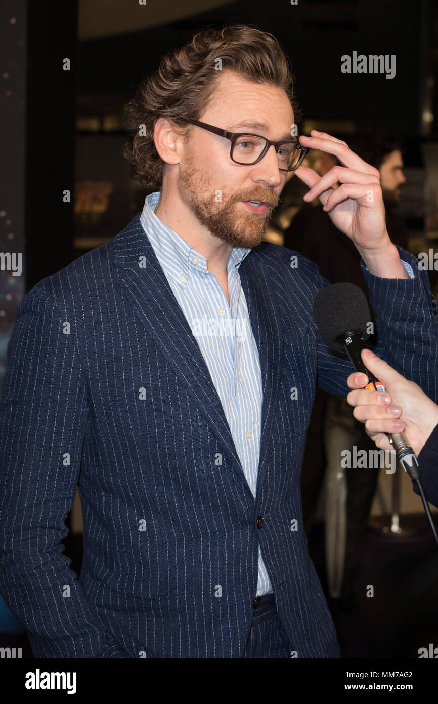 VIP-Anreise für die Rächer Infinity Krieg Großbritannien Fan Event Mit: Tom Hiddleston Wo: London, Vereinigtes Königreich, wenn: 08 Apr 2018 Credit: Phil Lewis/WENN.com Stockfoto